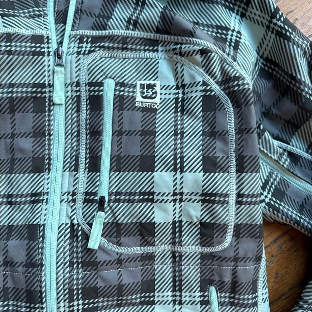 NWT Burton Grey and Mint Plaid Snowboard Jacket size: Small
